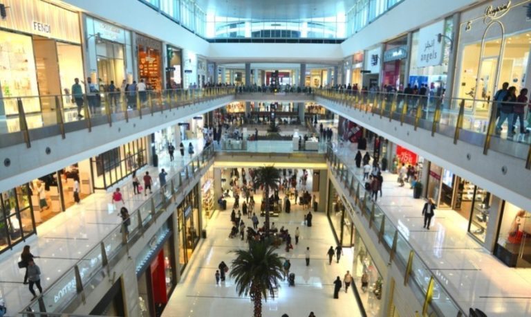 Άνοιξαν τα εμπορικά κέντρα – Πώς θα δοκιμάζουμε ρούχα και παπούτσια