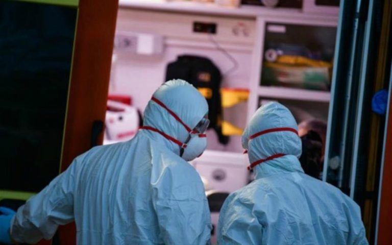 Κρούσματα κορωνοϊού: Αγγίζουν τα 500 - Οι περιοχές που εντοπίστηκαν