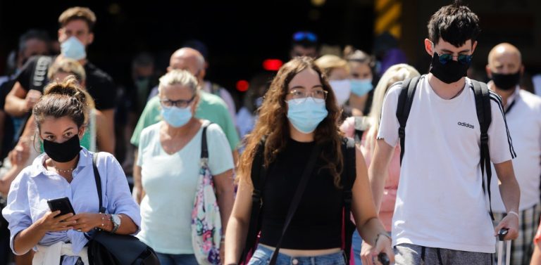 Σε ποιες περιοχές ισχύει ανώτατο όριο 50 ατόμων σε κοινωνικές εκδηλώσεις - Τι ισχύει για την Πιερία- Δημοσιεύτηκε στην Εφημερίδα της Κυβερνήσεως η Κοινή Υπουργική Απόφαση