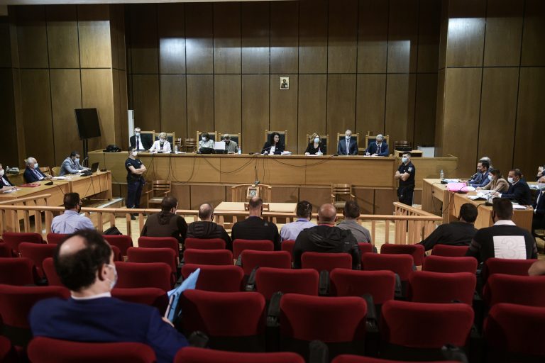 Χρυσή Αυγή: 13 χρόνια για τον Μιχαλολιάκο και το διευθυντήριο προτείνει η εισαγγελέας - Ισόβια για Ρουπακιά