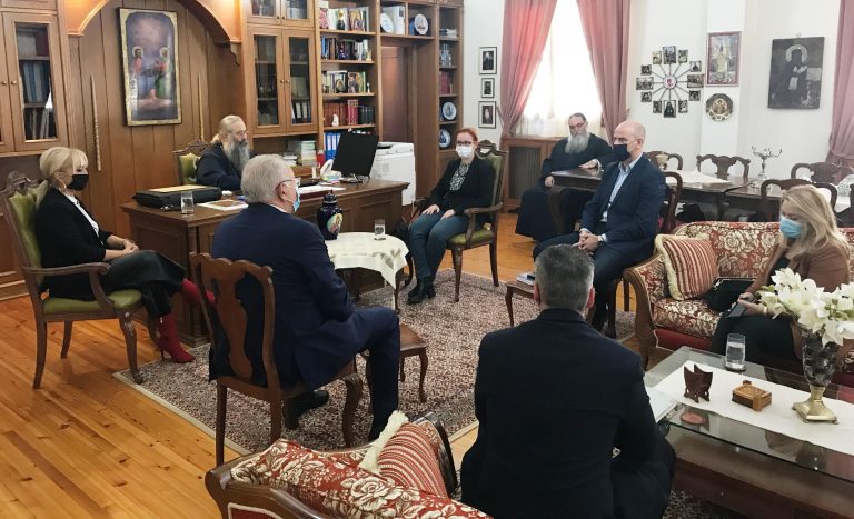 Κοινή συνισταμένη των Αρχών της Πιερίας η αντίθεσή τους στη δημιουργία δομής μεταναστών στην ιστορική Μονή Παναγίας Πέτρας Ολύμπου