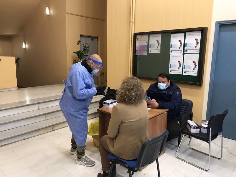 Αρνητικά όλα τα τεστ ταχείας ανίχνευσης στο προσωπικό του Δήμου Κατερίνης