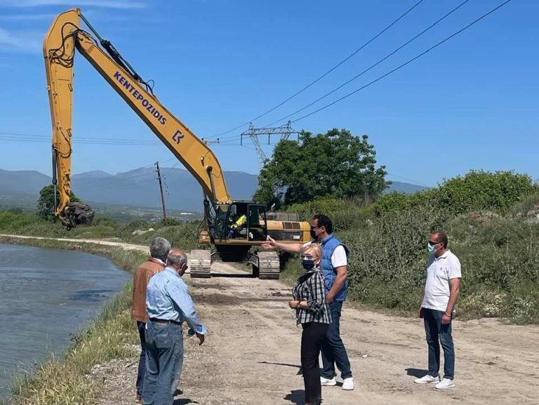 Καθαρισμός συλλεκτήριας τάφρου Λιτοχώρου από την Περιφερειακή Ενότητα Πιερίας