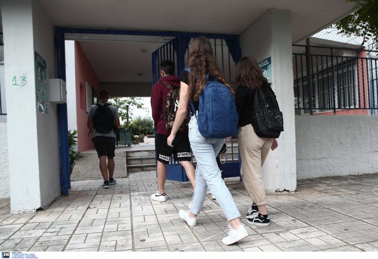 Επιστροφή στα θρανία  από τις 10 Μαΐου, για τους  μαθητές των  Νηπιαγωγείων, Δημοτικών και Γυμνασίων όλης της χώρας