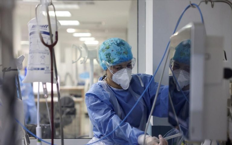 Υπουργείο Υγείας: Στο 67% η κάλυψη των ΜΕΘ στη Βόρεια Ελλάδα -Απάντηση στον διοικητή  της ΜΕΘ του "Παπανικολάου"