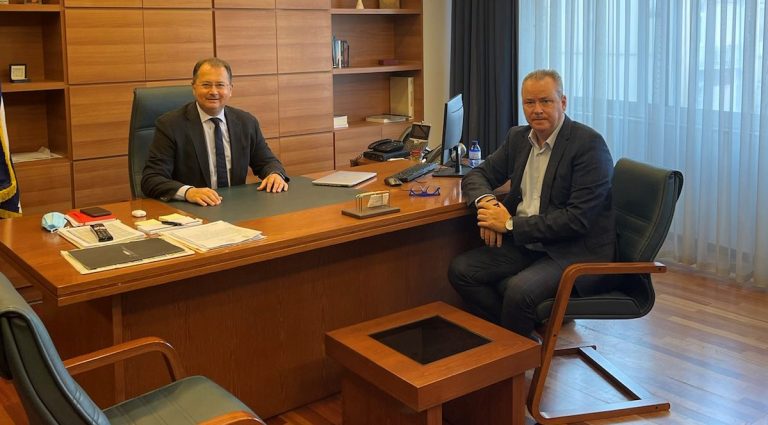 Συνάντηση του δημάρχου Κατερίνης με τον υφ. Αγροτικής Ανάπτυξης - Πρόταση χρηματοδότησης έργων αγροτικής οδοποιίας και άρδευσης