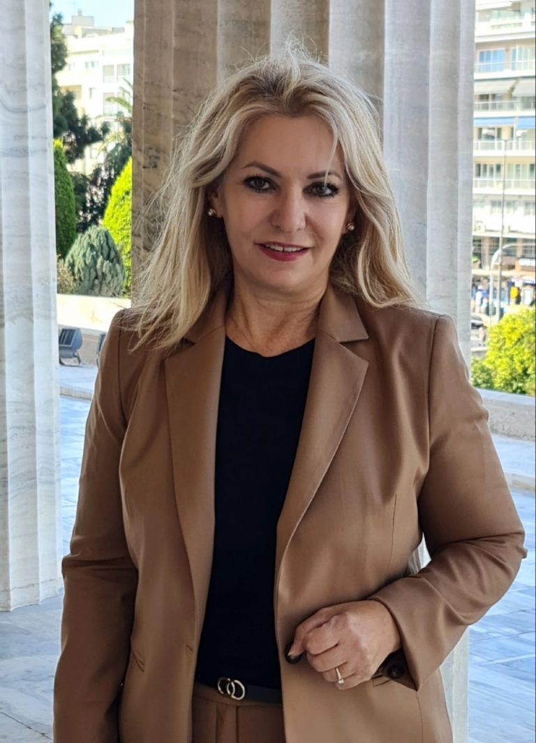Άννα Μάνη - Παπαδημητρίου: Επανεκλογή στο αξίωμα του Κοσμήτορα της Βουλής για τρίτη συνεχή Κοινοβουλευτική Σύνοδο