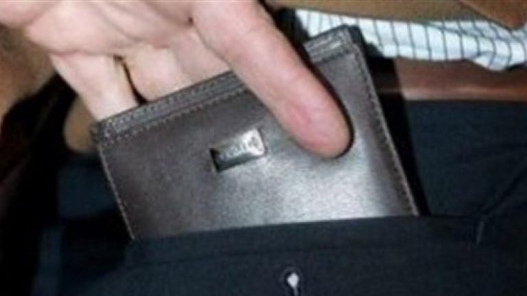 Κατερίνη - Mε τη μέθοδο της απασχόλησης έκλεψε το πορτοφόλι ηλικιωμένου