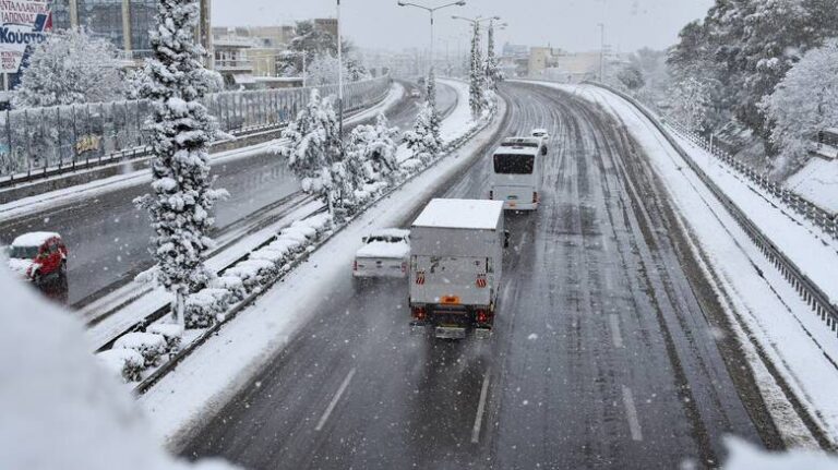 Απαγόρευση κυκλοφορίας φορτηγών στην εθνική οδό Αθηνών - Θεσσαλονίκης στην Πιερία