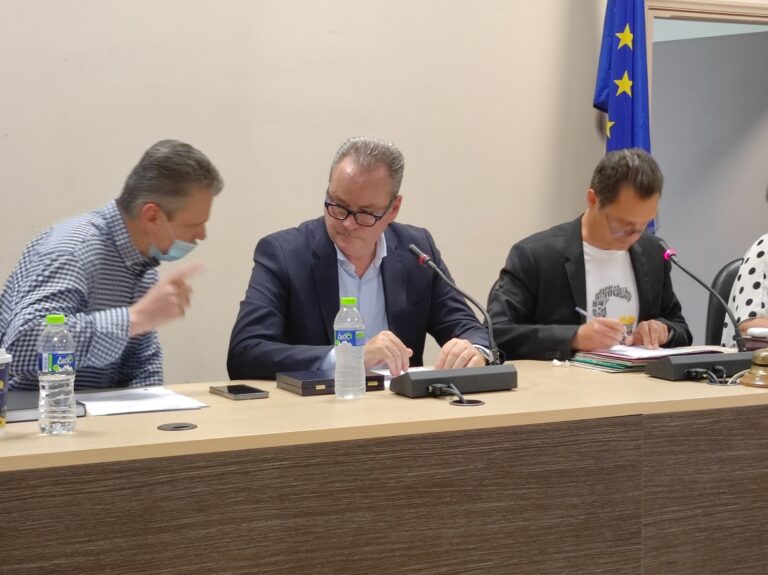 Η πορεία υλοποίησης του έργου αντιμετώπισης της διάβρωσης των ακτών Παραλίας -  Κ. Κουκοδήμος:  "Το έργο συνεχίζεται και όλες οι προσπάθειες των αρμόδιων υπηρεσιών επικεντρώνουν στην ολοκλήρωσή του"