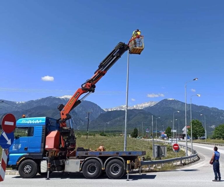 Συνεχίζονται οι τεχνικές παρεμβάσεις ηλεκτροφωτισμού και η αντικατάσταση λαμπτήρων στο οδικό δίκτυο αρμοδιότητας της Π.Ε. Πιερίας
