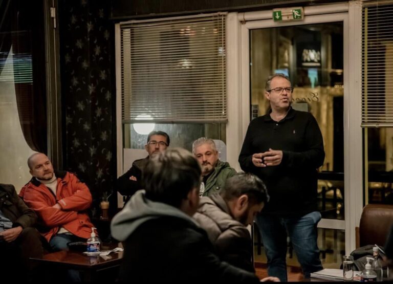 K. Κουτρούπας| Στη Βροντού με φίλους και συντρόφους