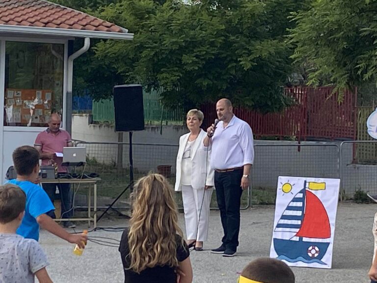 Γκούνας Αθανάσιος (Σάκης):  «Στηρίζουμε τη δημόσια παιδεία για όλα τα παιδιά ανεξάρτητα από την οικονομική κατάσταση της οικογένειάς τους».
