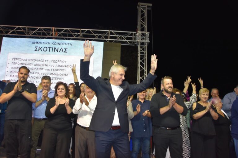 Μεγαλειώδης σε όγκο και δυναμική σε παλμό η εκδήλωση του Πέτρου Κιάφα στο Λιτόχωρο
