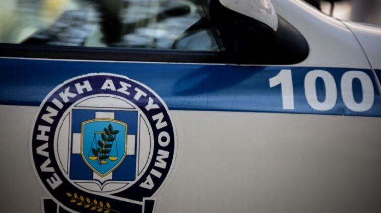Πιερία: Μετέφεραν παράνομα 9 αλλοδαπούς εκ των οποίων ένα ανήλικο παιδί - Κουβαλούσαν αυτοσχέδια ρόπαλα