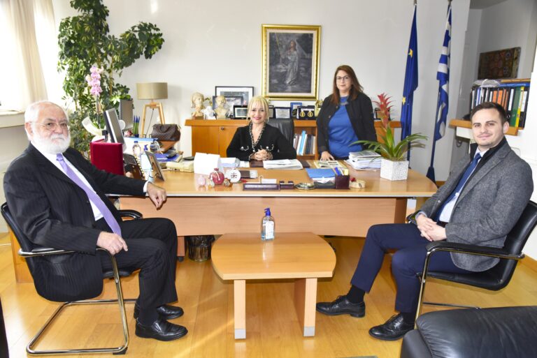 Συνάντηση της Αντιπεριφερειάρχη Πιερίας με τον ποιμένα της Ελληνικής Ευαγγελικής Εκκλησίας Κατερίνης