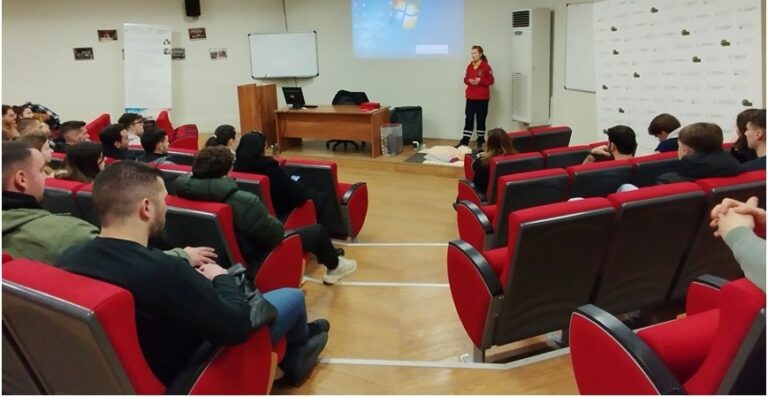 Εκπαίδευση των φοιτητών, στη «Βασική Υποστήριξη Ζωής»