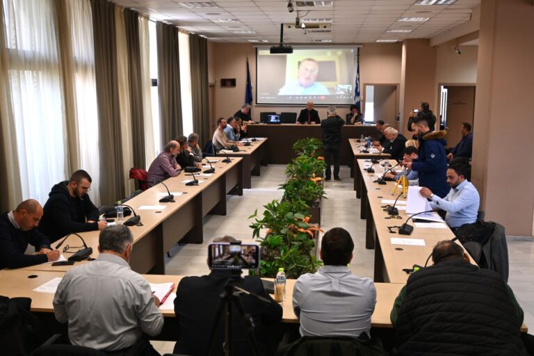 Τη σύναψη δανείου για την ισοσκέλιση του προϋπολογισμού έτους 2025 αποφάσισε το Δημοτικό Συμβούλιο Κατερίνης