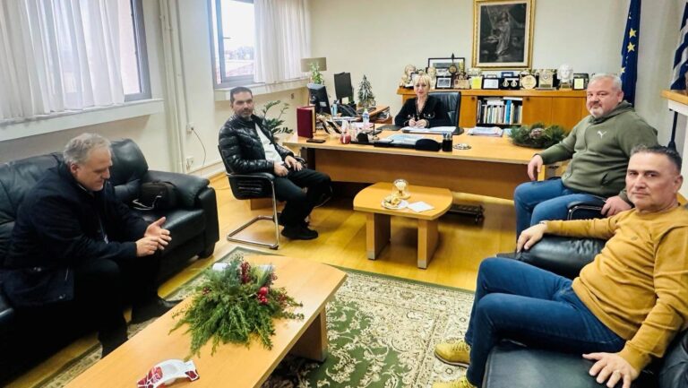 Συνάντηση στην Π.Ε. Πιερίας με φορείς για την μεταφορά μαθητών, μετά τις ζημιές που προκλήθηκαν στη γέφυρα που συνδέει την 13η Εθνική Οδό με  Λόφο και Ράχη