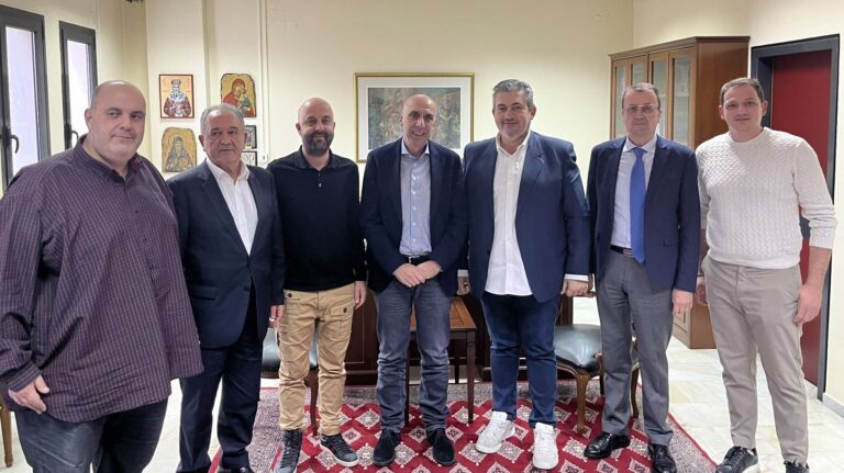 Με τον Πρόεδρο του Επιμελητηρίου Πιερίας Κωνσταντίνο Πίτσια και μέλη της Δ.Ε. συναντήθηκε ο πρόεδρος του Ε.Β.Ε.Α. Γιάννης Μπρατάκος