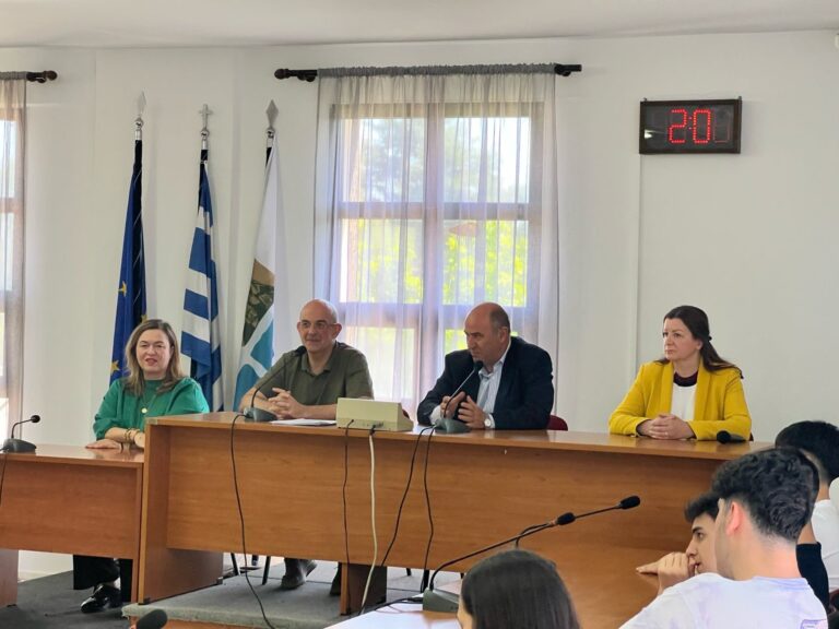 Επίσκεψη μαθητών και εκπαιδευτικών της Πατριαρχικής Μεγάλης του Γένους Σχολής στον Δήμαρχο Δίου-Ολύμπου Βαγγέλη Γερολιόλιο