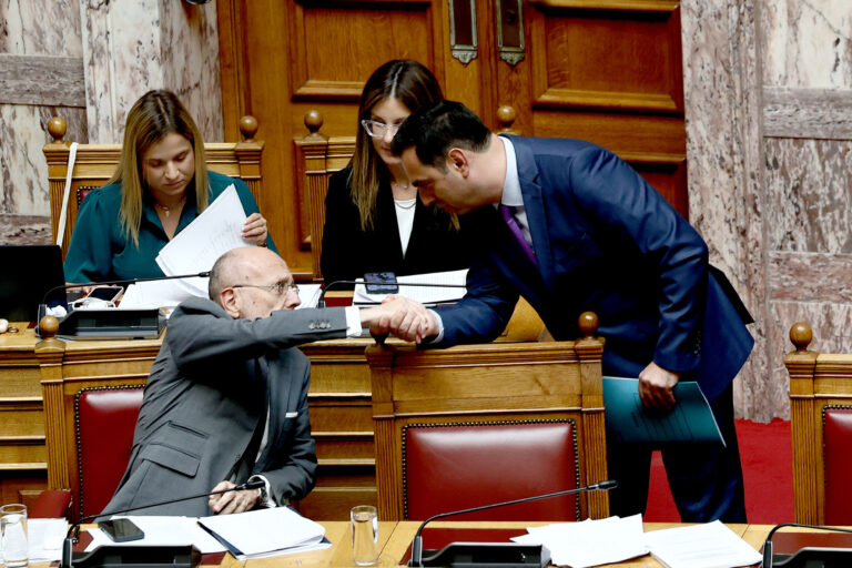 Σπύρος Κουλκουδίνας: «Αποφασιστικά μέτρα για την προστασία των ανηλίκων από το αλκοόλ και τα καπνικά προϊόντα»