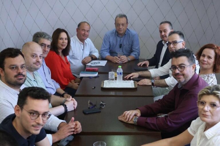 Συνάντηση του Προέδρου ΣΥΡΙΖΑ–ΠΣ   με την Ένωση Ξενοδόχων Πιερίας και την Ομοσπονδία Ενοικιαζόμενων Δωματίων