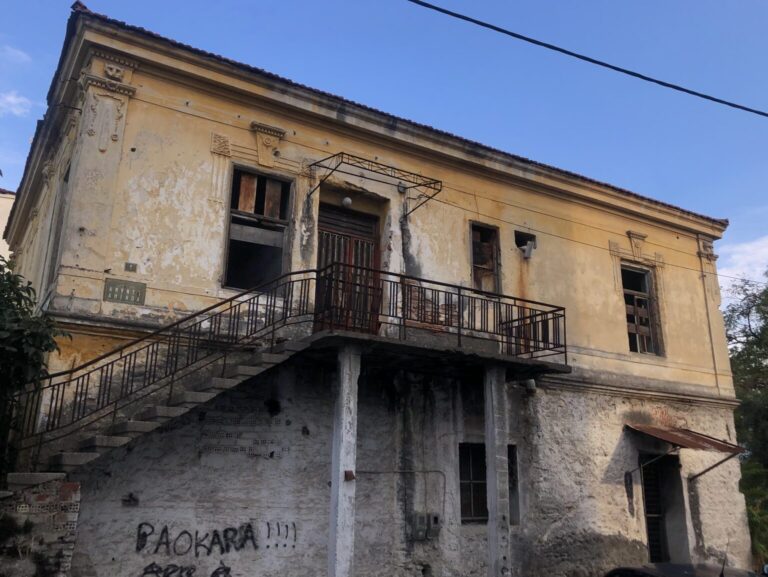 Ερώτηση Κ. Βελόπουλου για τη διάσωση της διατηρητέας οικίας Τσιουπλή στην Κατερίνη
