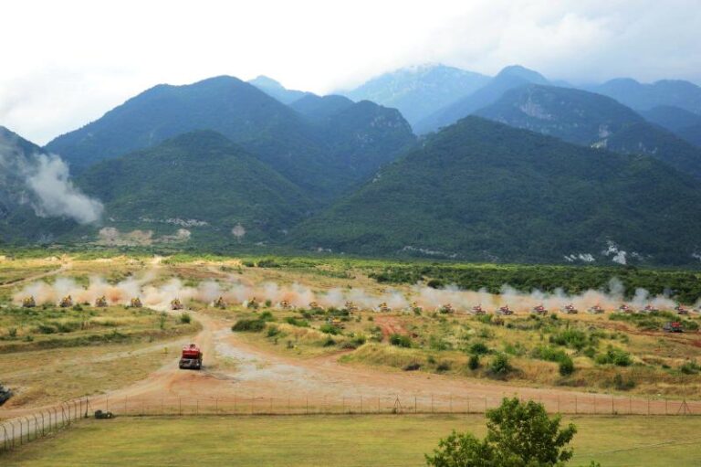 Εκτέλεση βολών στο πεδίο βολής αρμάτων και φορητού οπλισμού Λιτοχώρου